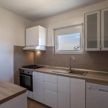 Apartment Tihana Mit Mediterranem Garten Stari Grad (Hvar)